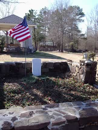 Robert Ivey family cemetery photo